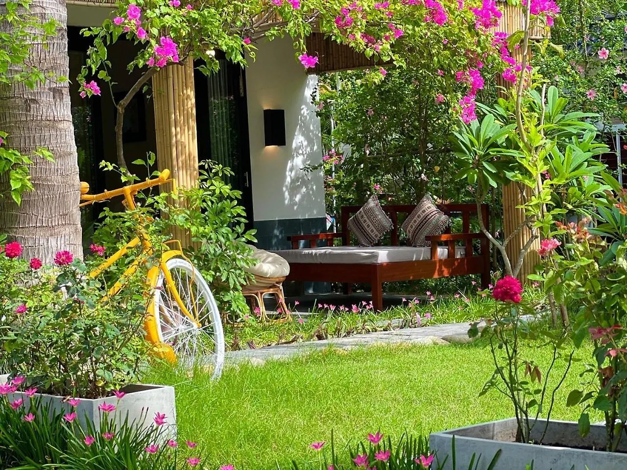 An Bang Garden Pool Villa Hoi An Vietnam