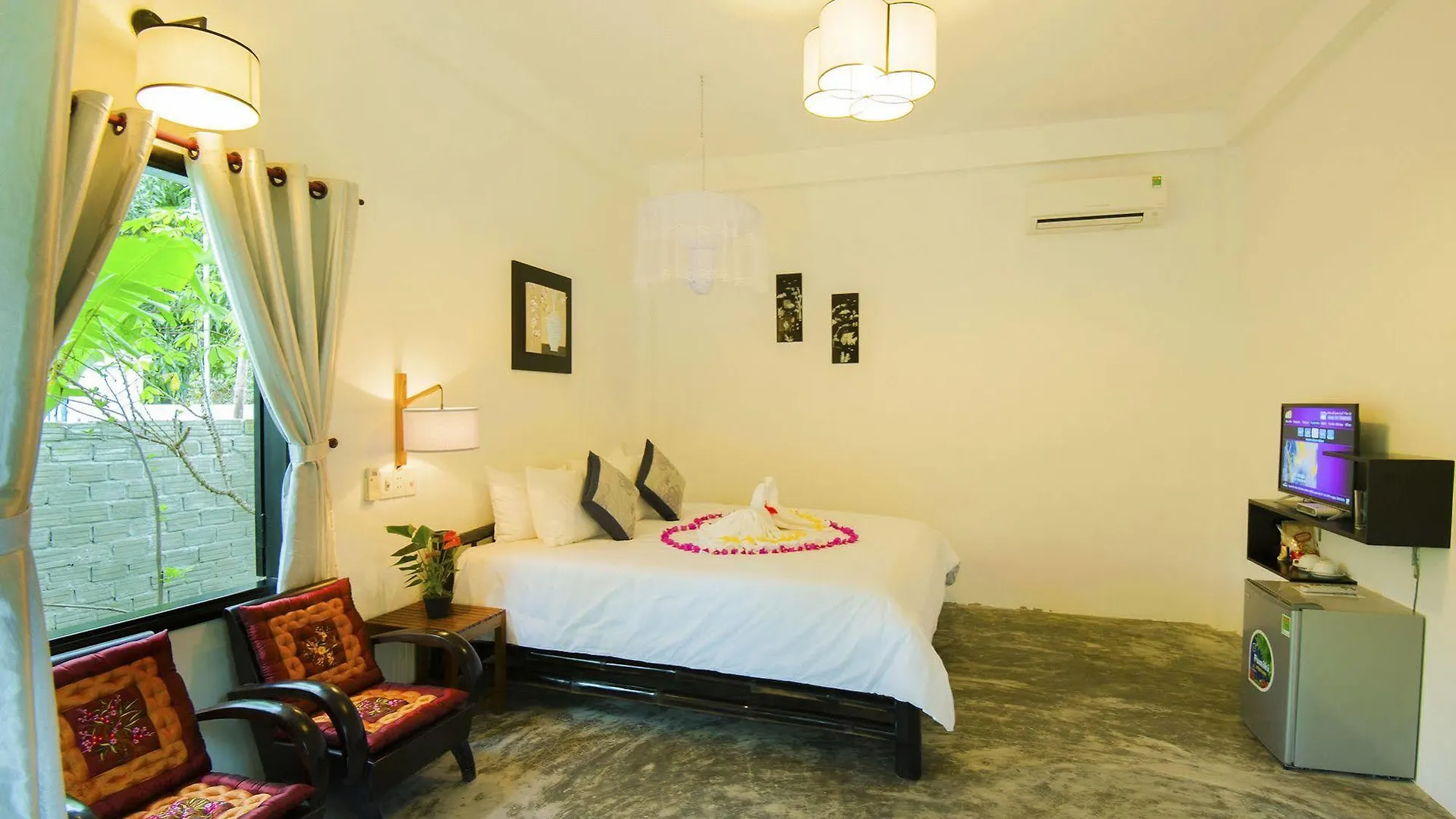 An Bang Garden Pool Villa Hoi An Vietnam